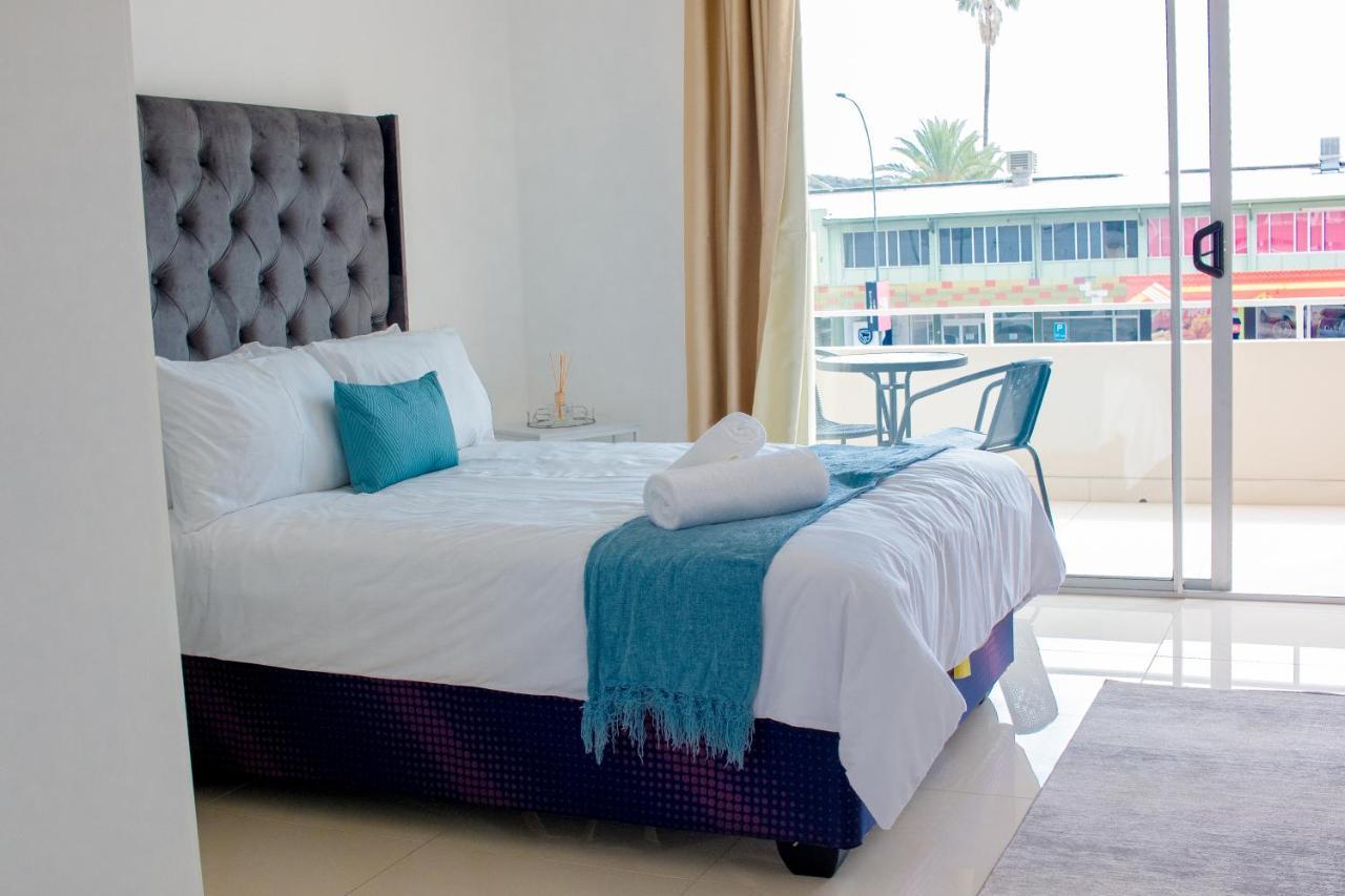 Urban Oasis Apartments At Hidas Уиндхоек Екстериор снимка