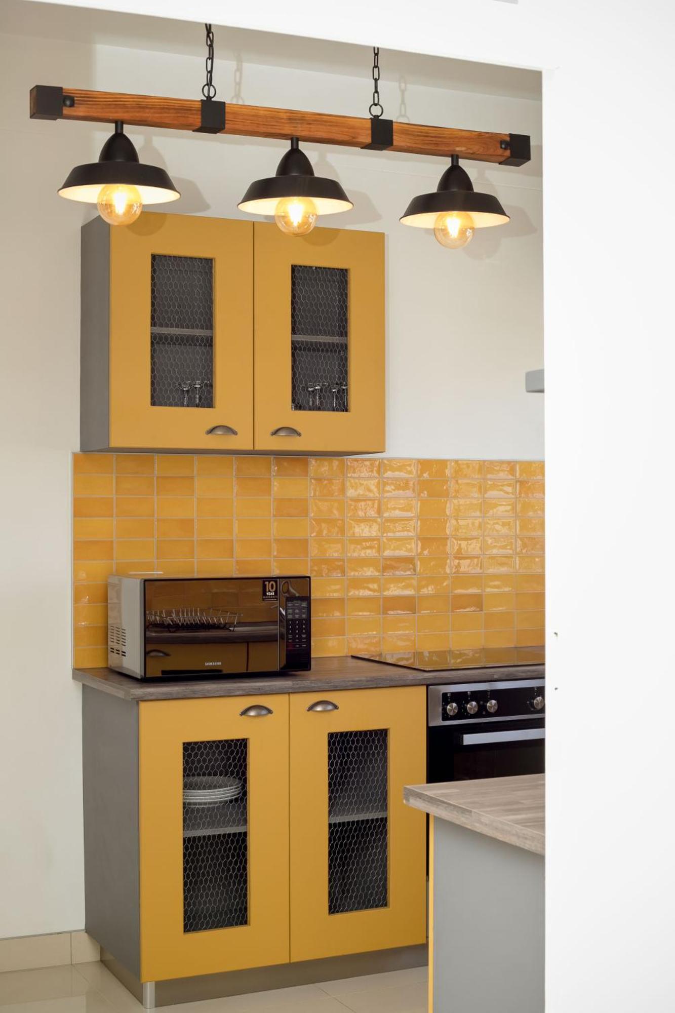 Urban Oasis Apartments At Hidas Уиндхоек Екстериор снимка