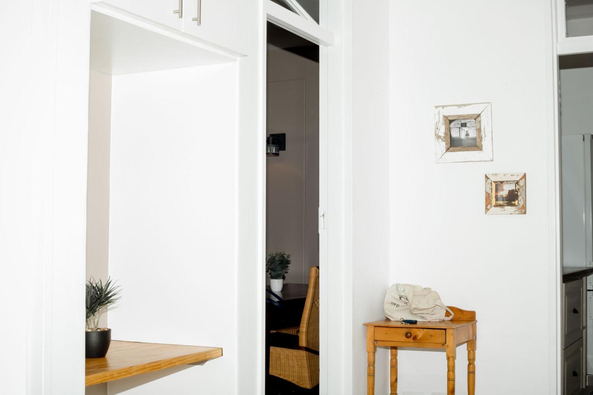Urban Oasis Apartments At Hidas Уиндхоек Екстериор снимка