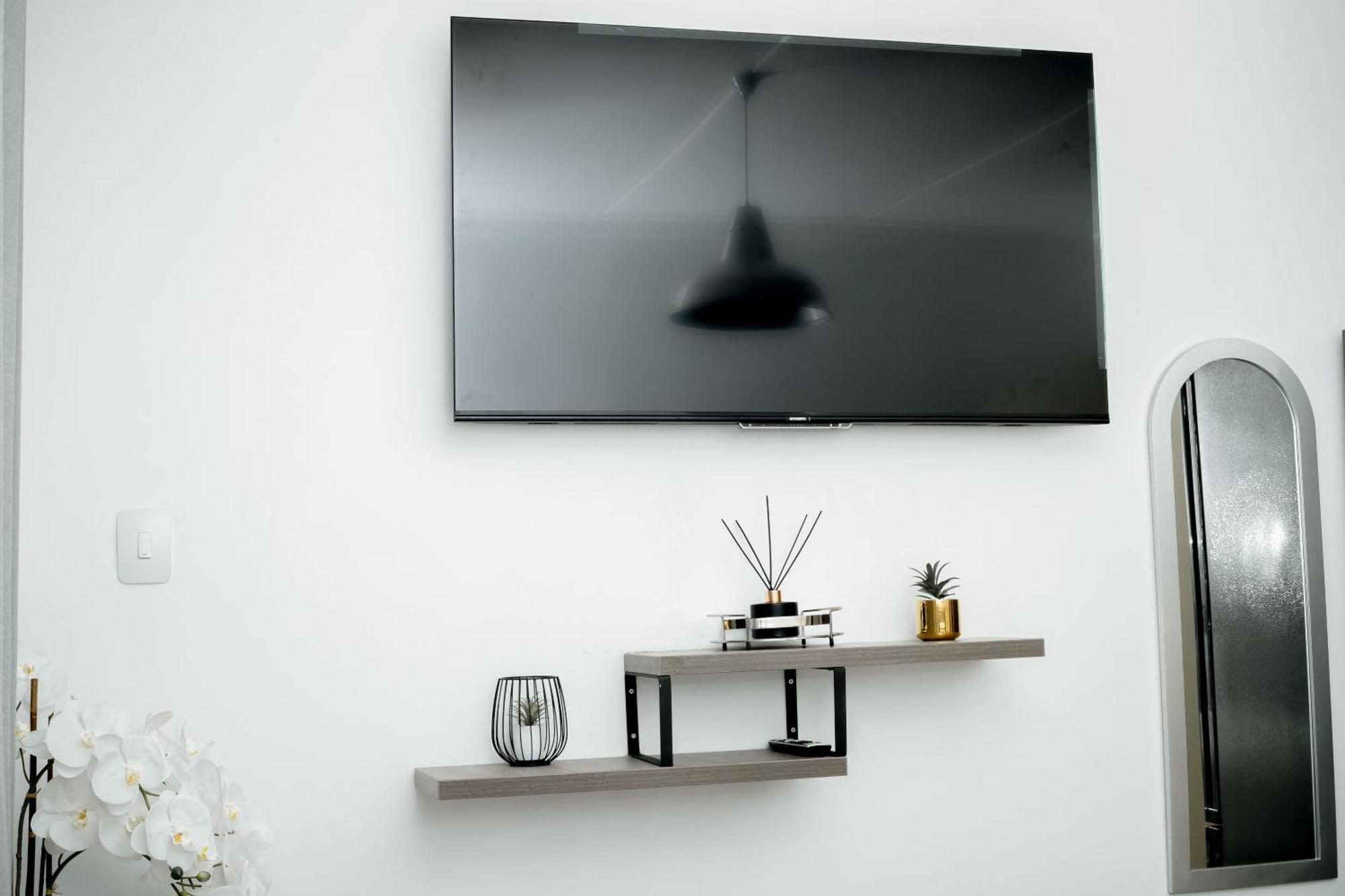 Urban Oasis Apartments At Hidas Уиндхоек Екстериор снимка